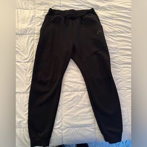 Nike Tech sweat pants